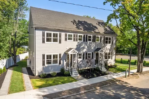 5 Mystic Lake Dr #5, Arlington, MA 02474