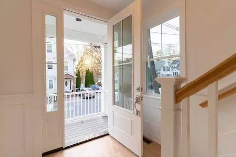 15 Florence #1ST, Natick, MA 01760