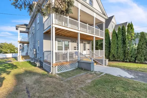 253-255 Oak St, Springfield, MA 01151 photo 2