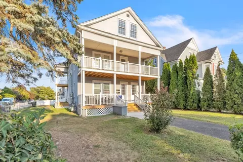 253-255 Oak St, Springfield, MA 01151 photo 5