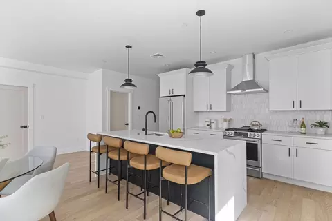 4 Ashmont Park #A, Dorchester Center, MA 02124