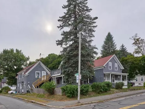89 Mill St, Worcester, MA 01603 photo 3