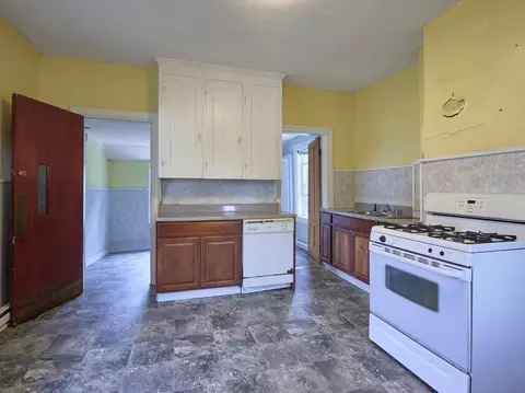 89 Mill St, Worcester, MA 01603 photo 5