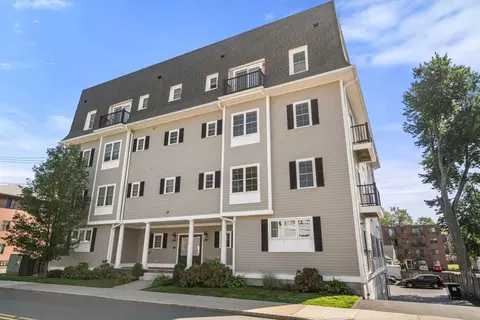 160 School St #53, Waltham, MA 02451