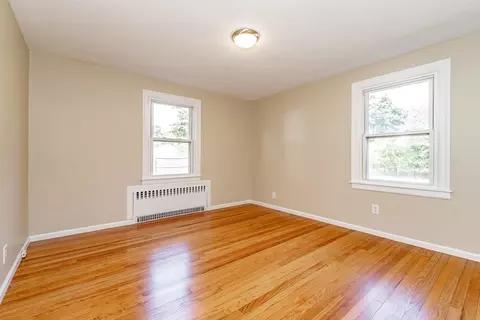 29 Davis St, Springfield, MA 01104 photo 26