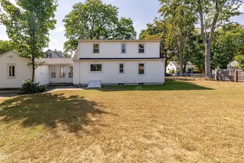 29 Davis St, Springfield, MA 01104 photo 6