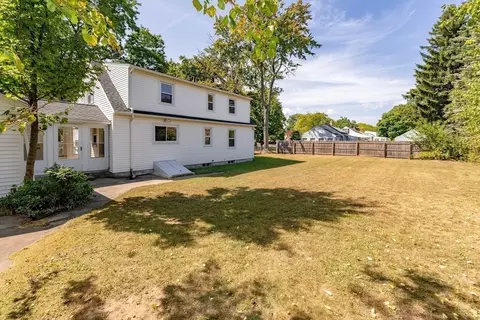 29 Davis St, Springfield, MA 01104 photo 5