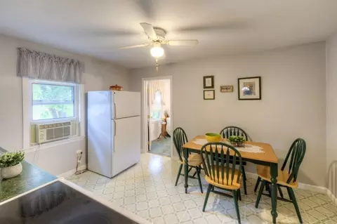 10 Kenmore St # A, Worcester, MA 01606 photo 9