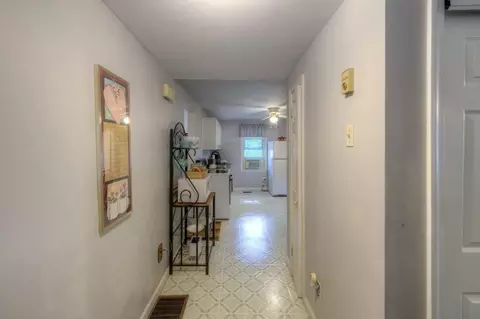 10 Kenmore St # A, Worcester, MA 01606 photo 25