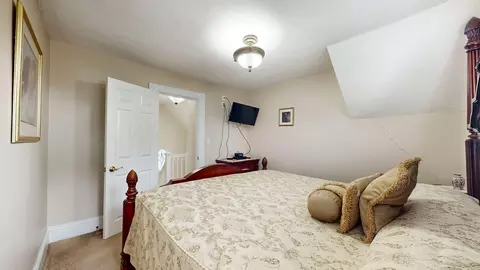 35 Plummer Ave, Winthrop, MA 02152 photo 18