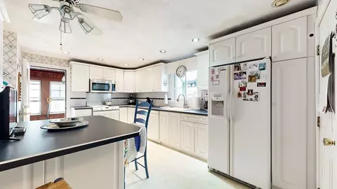 35 Plummer Ave, Winthrop, MA 02152 photo 15