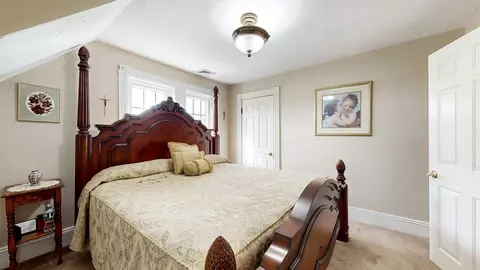 35 Plummer Ave, Winthrop, MA 02152 photo 17