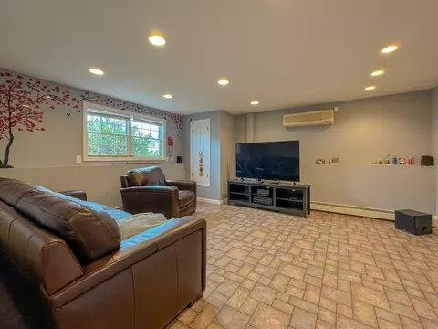 114 Smithies St, Fall River, MA 02723 photo 12