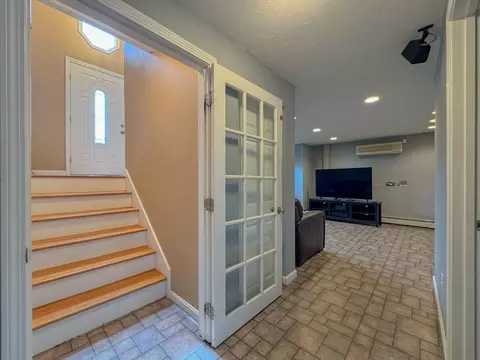 114 Smithies St, Fall River, MA 02723 photo 11