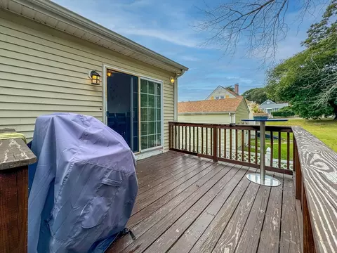114 Smithies St, Fall River, MA 02723 photo 3