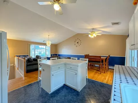 114 Smithies St, Fall River, MA 02723 photo 10