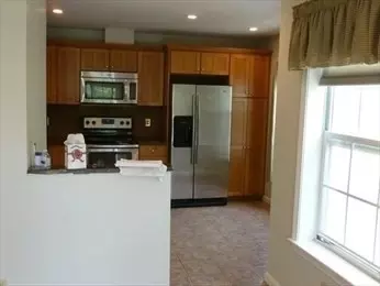 Kitchen - 111 Gazebo Cir #111, Reading, MA 01867 photo 2 of 4