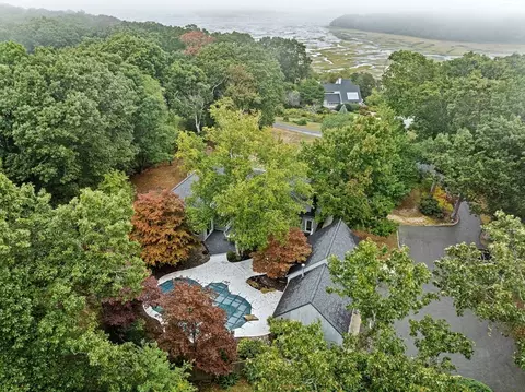 108 Cornwell Hl, Marshfield, MA 02050
