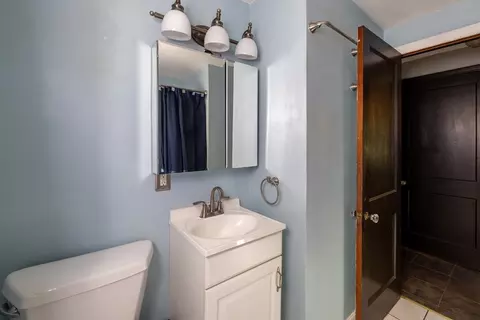 19 Redden St, Springfield, MA 01119 photo 18