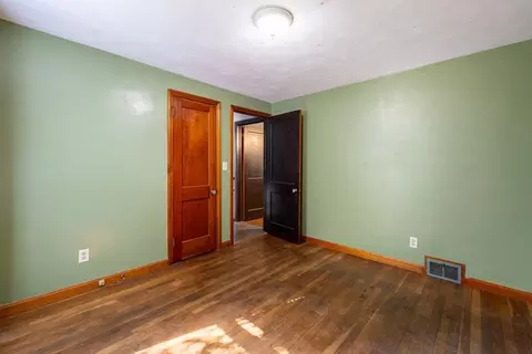 19 Redden St, Springfield, MA 01119 photo 16