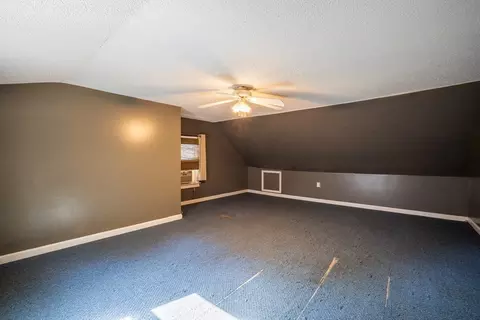19 Redden St, Springfield, MA 01119 photo 20