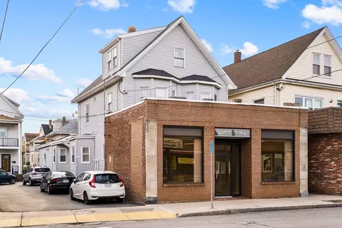 387-389 Main St, Medford, MA 02155