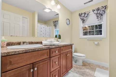 56 Clement, Dracut, MA 01826 photo 33