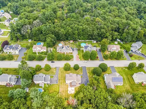 56 Clement, Dracut, MA 01826 photo 4