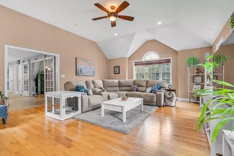 56 Clement, Dracut, MA 01826 photo 21
