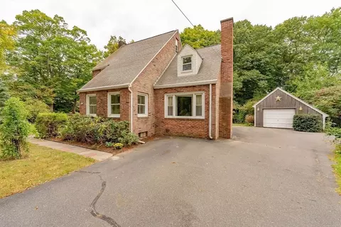 322 Elm St, East Longmeadow, MA 01028