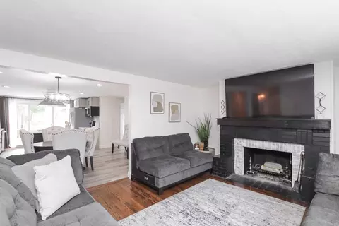143 Redlands St, Springfield, MA 01104 photo 13