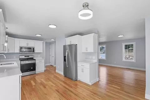 12 Shangri La Blvd, Wareham, MA 02538 photo 3