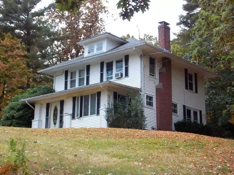 703 Main St, Oxford, MA 01537
