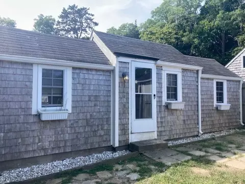 376 Route 6a #11, Sandwich, MA 02563