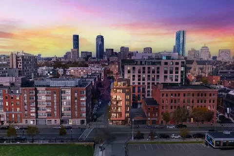595 Albany St #203, Boston, MA 02118
