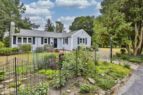 32 Silver Hill Rd, Maynard, MA 01754 photo 3