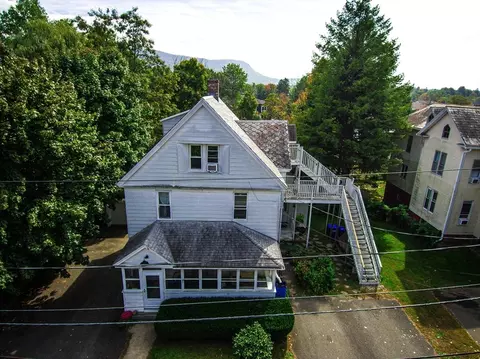 10 Chapman Ave, Easthampton, MA 01027 photo 2