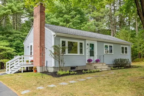 1 Woodridge Rd, Littleton, MA 01460