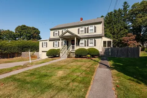 16 Putnam Rd, North Andover, MA 01845