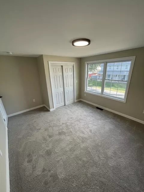5 Olney Ave, Springfield, MA 01119 photo 17