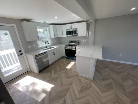 5 Olney Ave, Springfield, MA 01119 photo 6