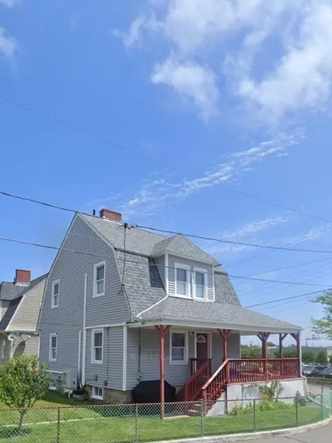 303 Bolton St, New Bedford, MA 02740