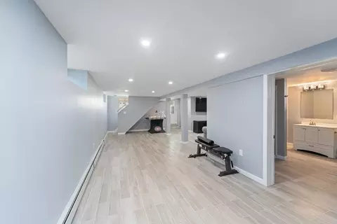 Entry Way - 12 Caprera Rd, Worcester, MA 01604 photo 2 of 3
