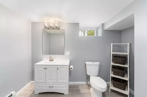 Bath - 12 Caprera Rd, Worcester, MA 01604 photo 3 of 3