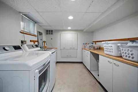 67 Texel Dr, Springfield, MA 01108 photo 33