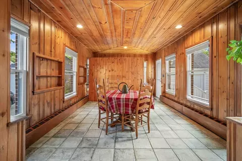 67 Texel Dr, Springfield, MA 01108 photo 9