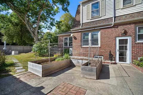67 Texel Dr, Springfield, MA 01108 photo 35