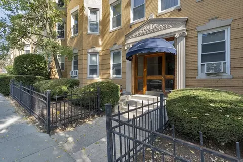 145 Chiswick Rd #8, Boston, MA 02135