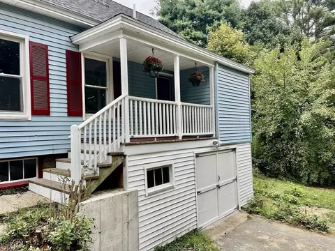 40 Carlin St, Athol, MA 01331 photo 2