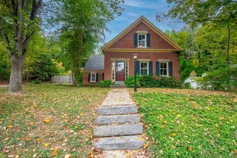 19 Chapel, Ashburnham, MA 01430